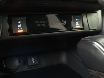 Car image 35