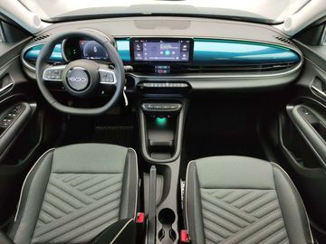 Car image 11