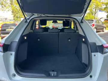 Car image 33
