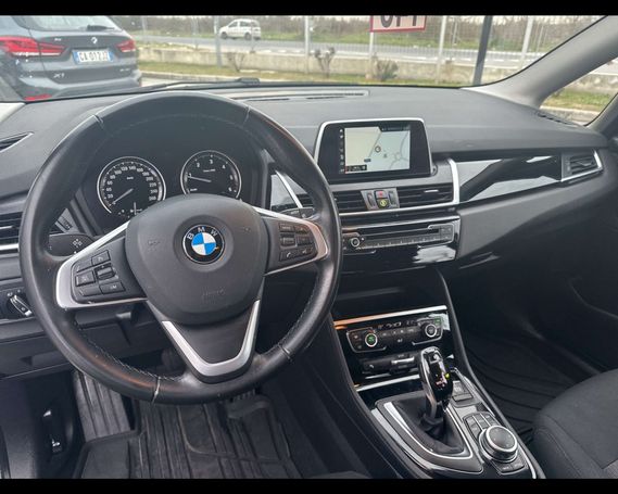 BMW 218d Active Tourer Advantage 110 kW image number 19