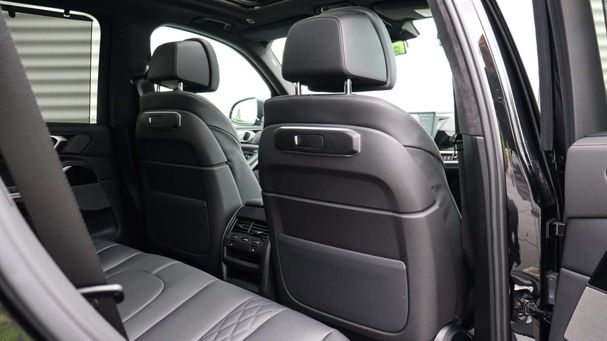 BMW X5 50e xDrive 360 kW image number 28