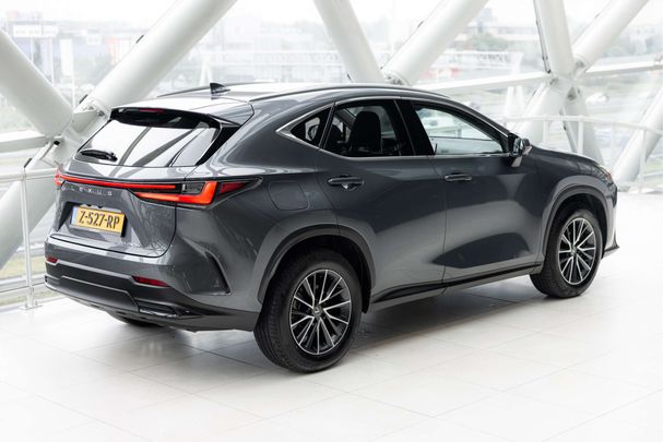 Lexus NX 450 h AWD 227 kW image number 3