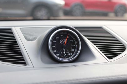 Car image 31