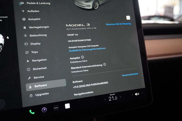 Tesla Model 3 Standard Range Plus 225 kW image number 18