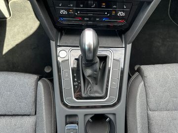 Car image 31