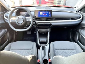 Car image 10