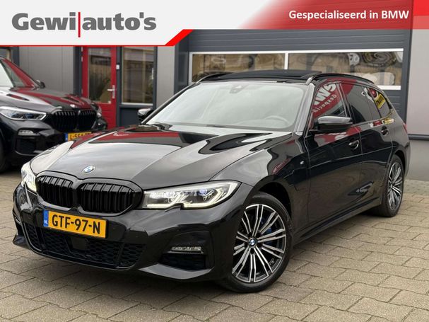 BMW 330e Touring xDrive M Sport 215 kW image number 1