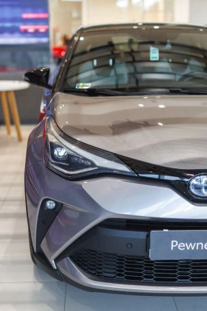 Toyota C-HR 90 kW image number 11