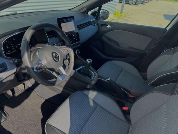 Renault Clio TCe 90 66 kW image number 8