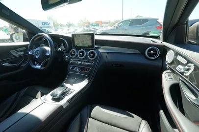Car image 30