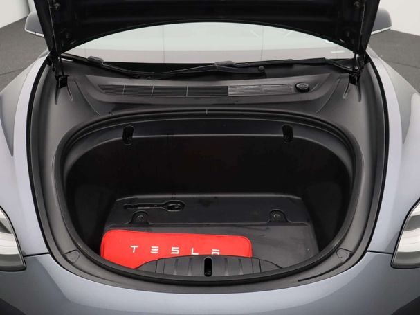 Tesla Model 3 211 kW image number 37