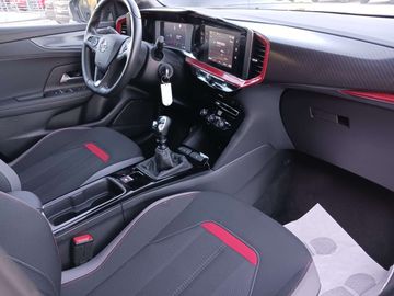 Car image 13