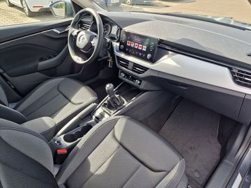 Car image 20