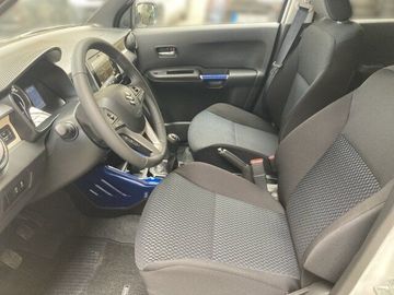 Car image 11