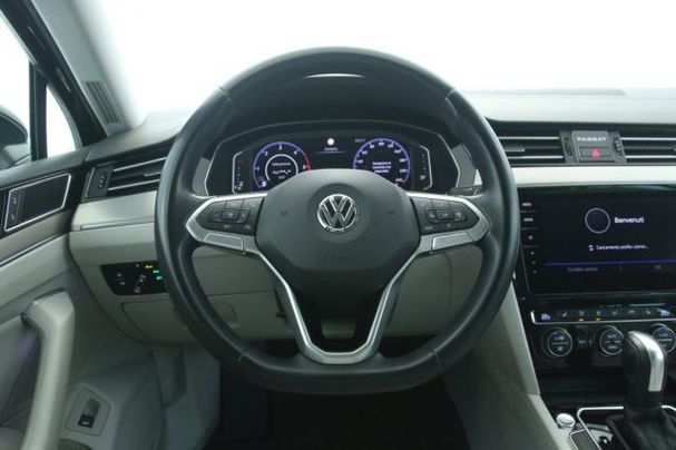 Volkswagen Passat Variant 2.0 TDI DSG 110 kW image number 11