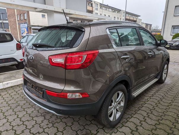 Kia Sportage 2.0 CVVT 2WD 120 kW image number 7