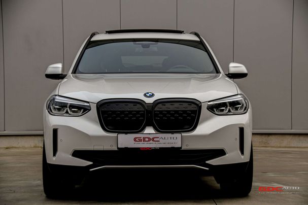 BMW iX3 M Sport 210 kW image number 3