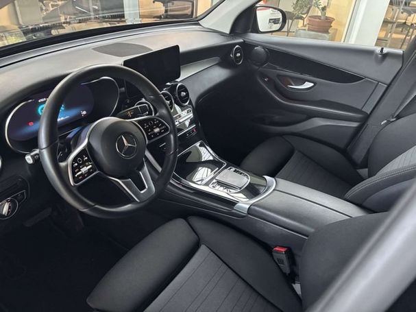 Mercedes-Benz GLC 300 de 4Matic 225 kW image number 8