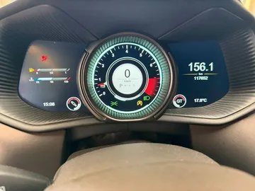 Car image 30