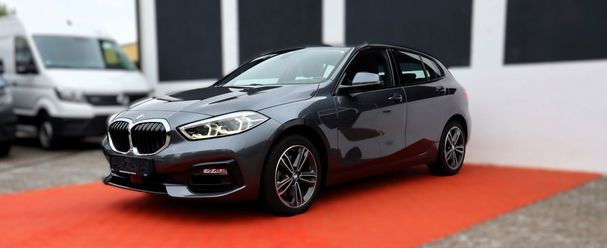 BMW 118i Sport Line 103 kW image number 1