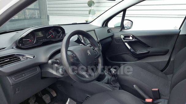 Peugeot 208 BlueHDi 100 75 kW image number 6