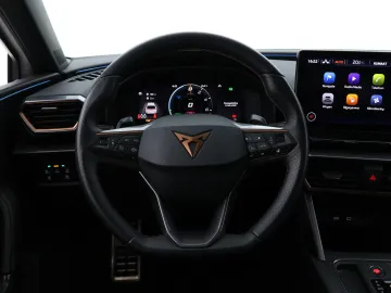Car image 29