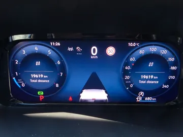 Car image 29