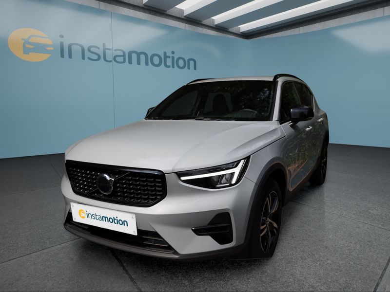 Volvo XC40 T2 Plus Dark