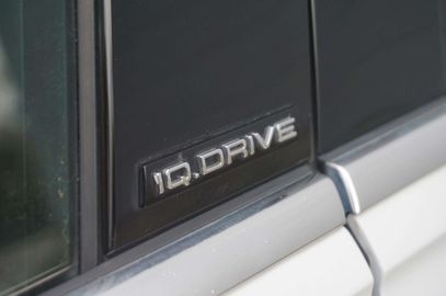 Car image 31