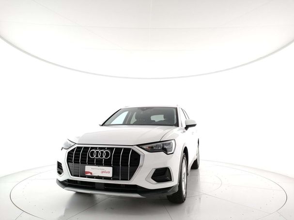 Audi Q3 35 TFSI Advanced Business 110 kW image number 2