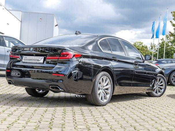 BMW 530d xDrive 210 kW image number 2