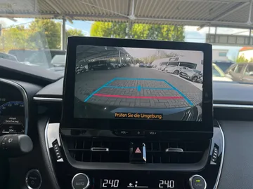 Car image 28