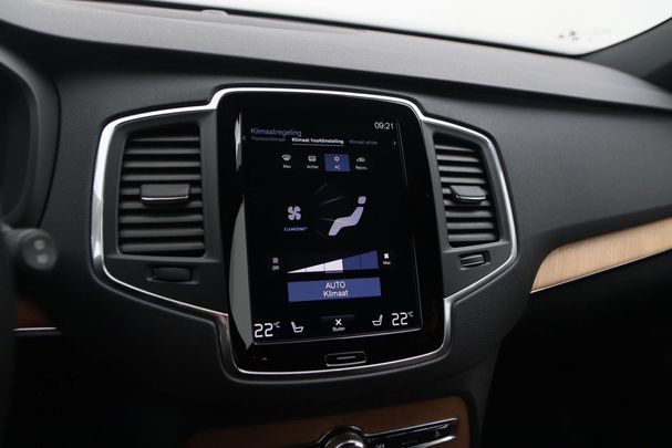 Volvo XC90 Recharge T8 AWD 288 kW image number 28