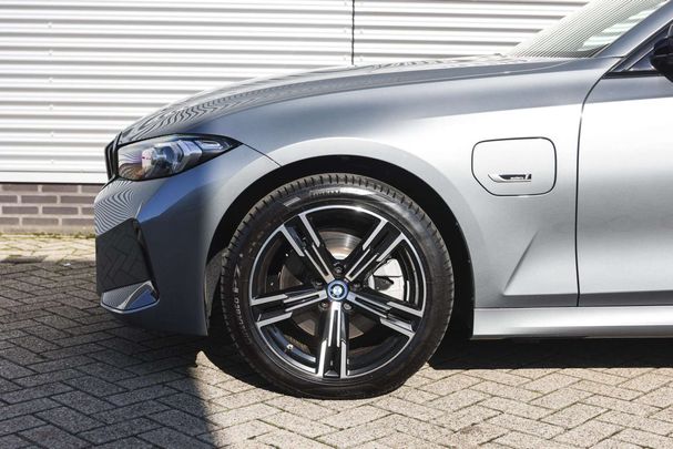 BMW 320 e 150 kW image number 5