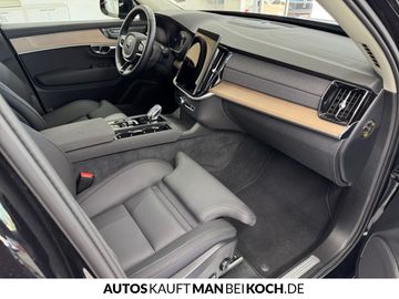 Car image 33