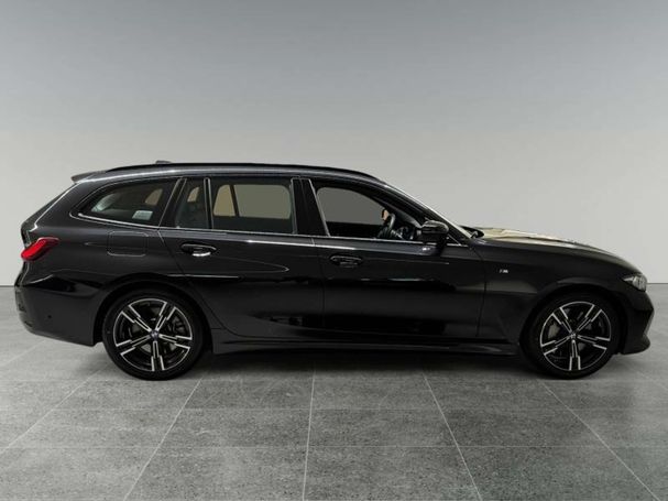 BMW 330i Touring 180 kW image number 2