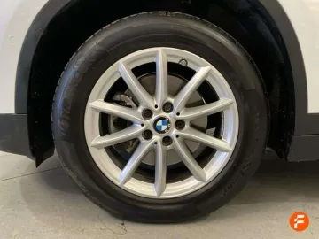Car image 39