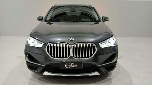 BMW X1 sDrive18d xLine 110 kW image number 2