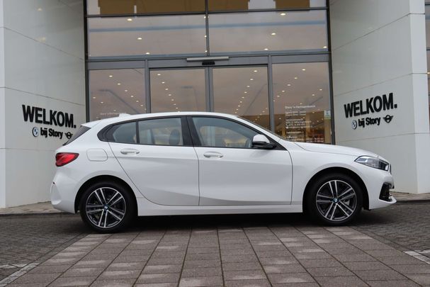 BMW 118i Sport Line 100 kW image number 9