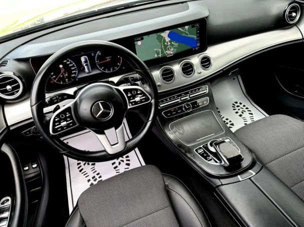 Mercedes-Benz E 200 d T 9G-Tronic Exclusive 110 kW image number 30