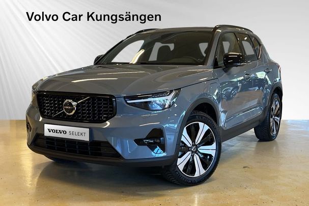 Volvo XC40 Recharge T4 Plus Dark 157 kW image number 1