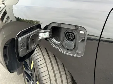 Car image 33
