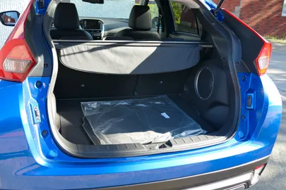 Car image 25