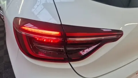 Car image 29