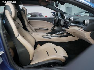 Car image 30