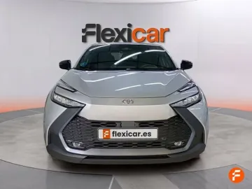 Car image 3