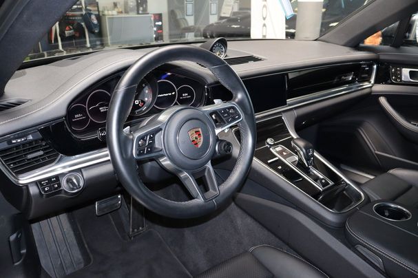 Porsche Panamera 4 E-Hybrid 340 kW image number 12