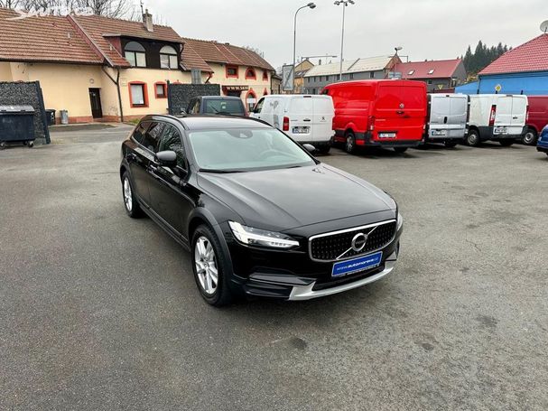 Volvo V90 Cross Country D4 AWD 140 kW image number 3