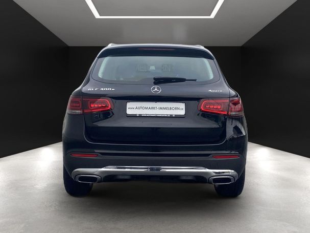 Mercedes-Benz GLC 300 e 235 kW image number 6