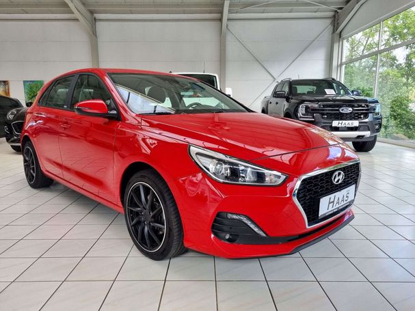 Hyundai i30 T-GDI Select 88 kW image number 2